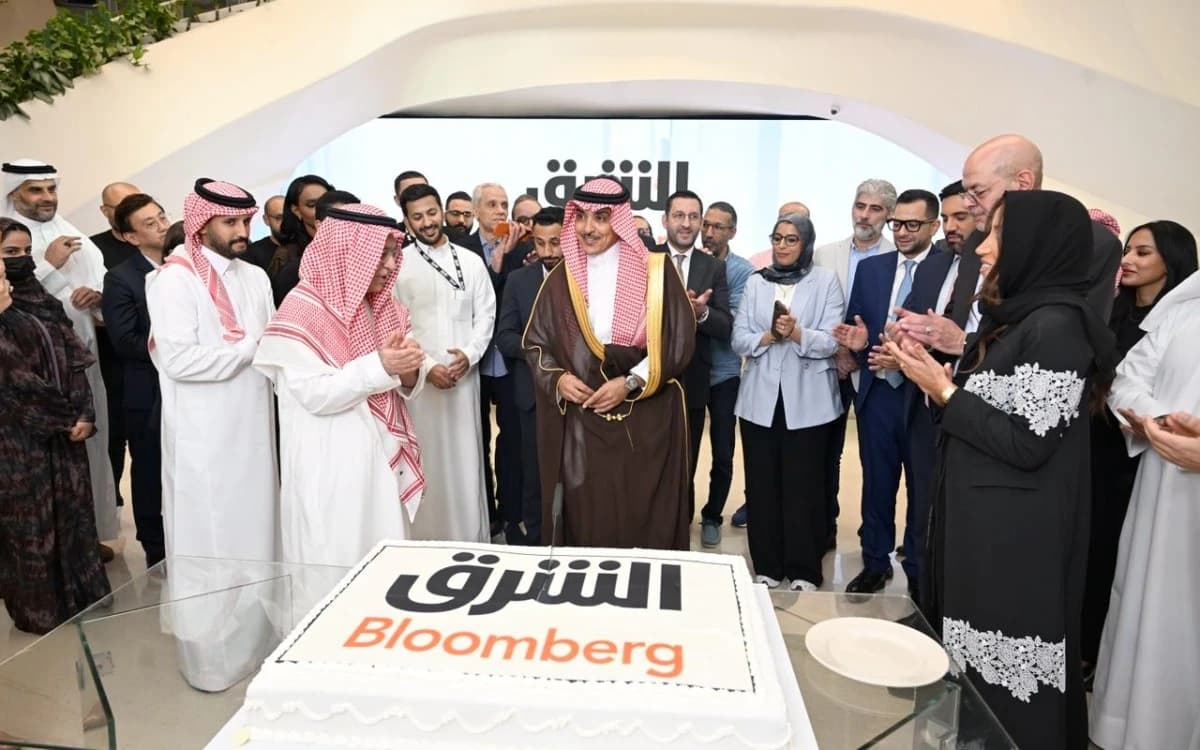 وزير الإعلام السعودي يزور المقر الجديد لـ SRMG واستوديوهات "شبكة الشرق" في "كافد"