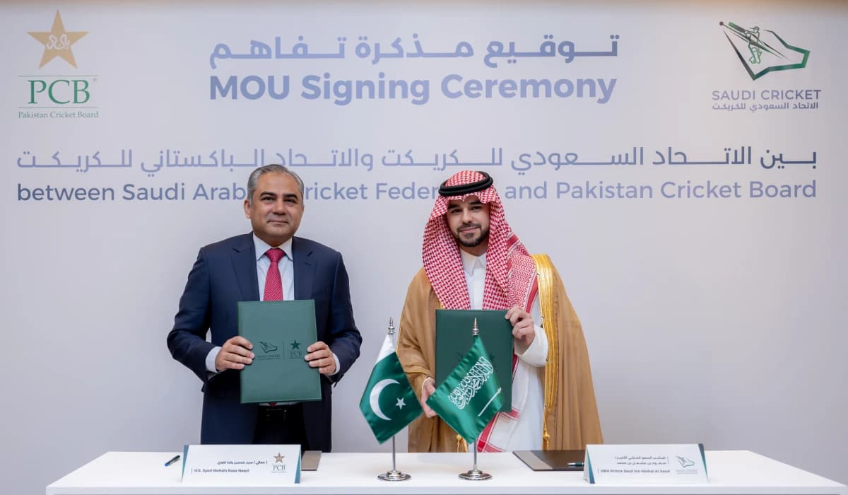 توقيع مذكرة بين السعودية وباكستان لتطوير ملعب كريكت دولي في جدة
