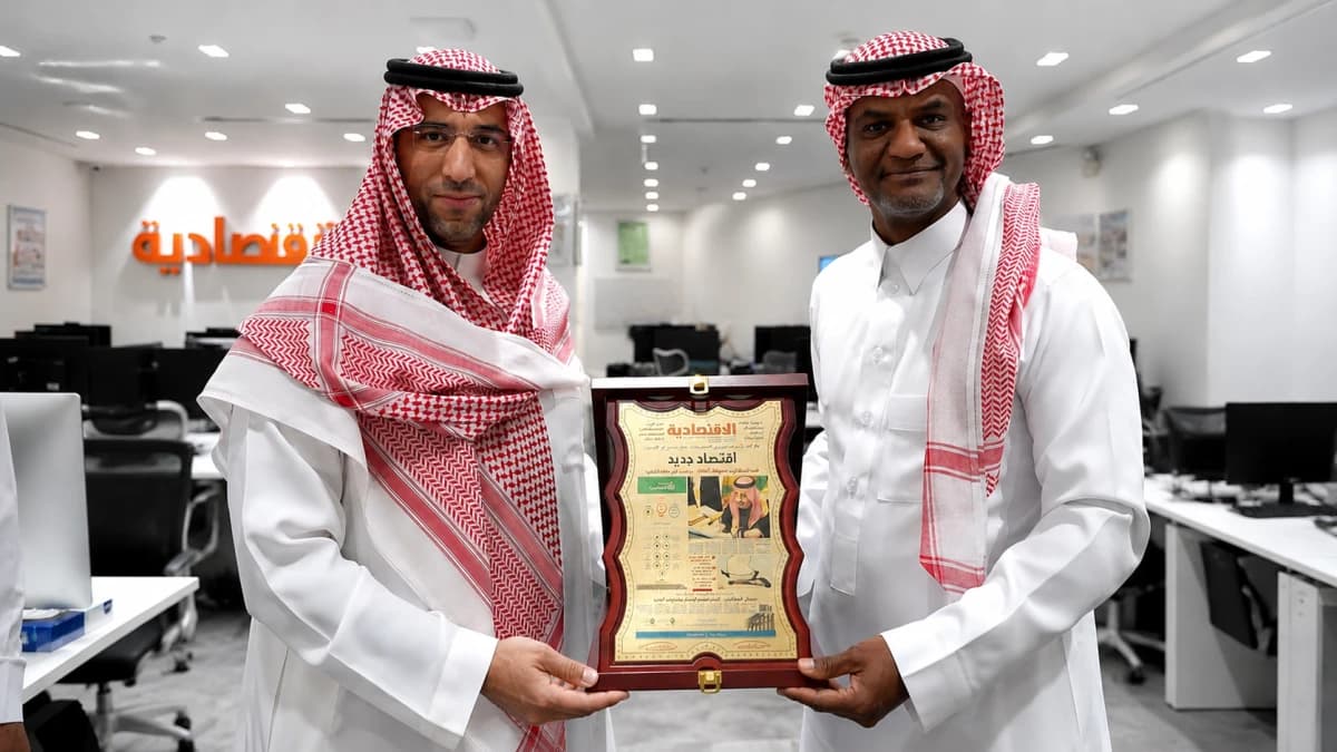 "الاقتصادية" تستقبل الأمير فيصل بن سلطان لبحث فرص التعاون في التثقيف الصحي