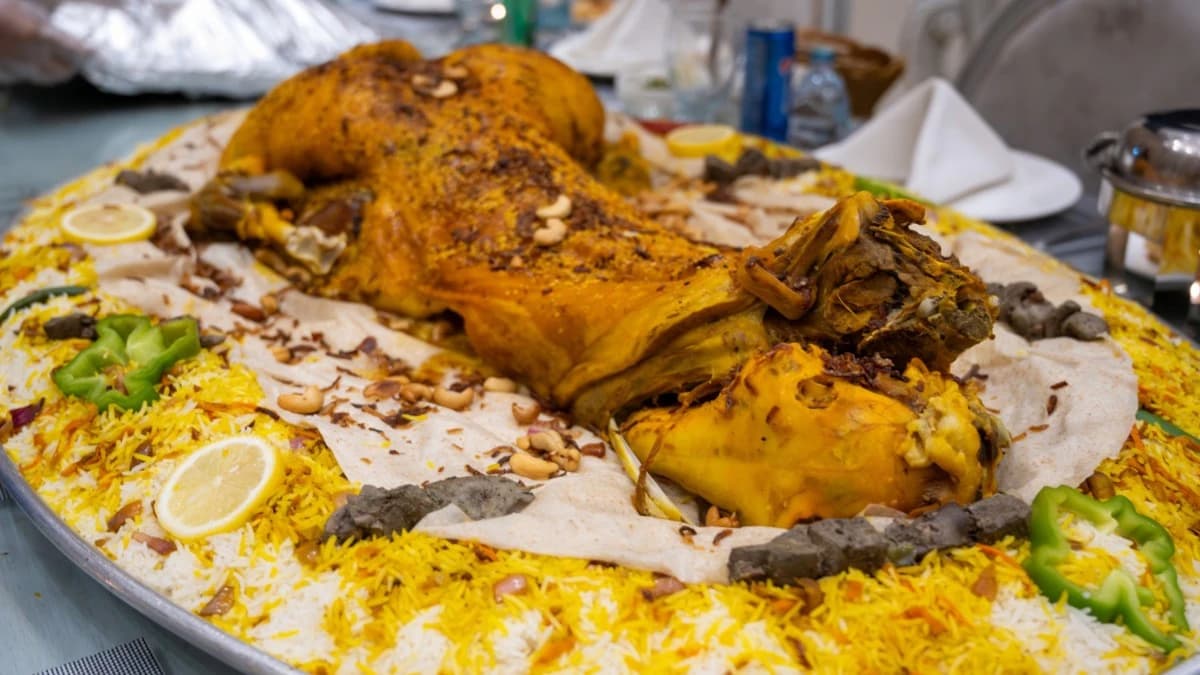 47 مليار ريال.. فاتورة هدر السعوديين الضائعة من الصامولي إلى المفاطيح!