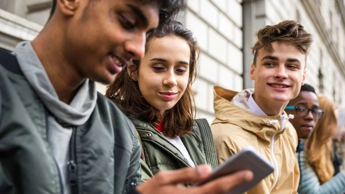ليس مجرد مستهلك رقمي .. كيف تحول جيل Z إلى محرك للاقتصاد العالمي ؟