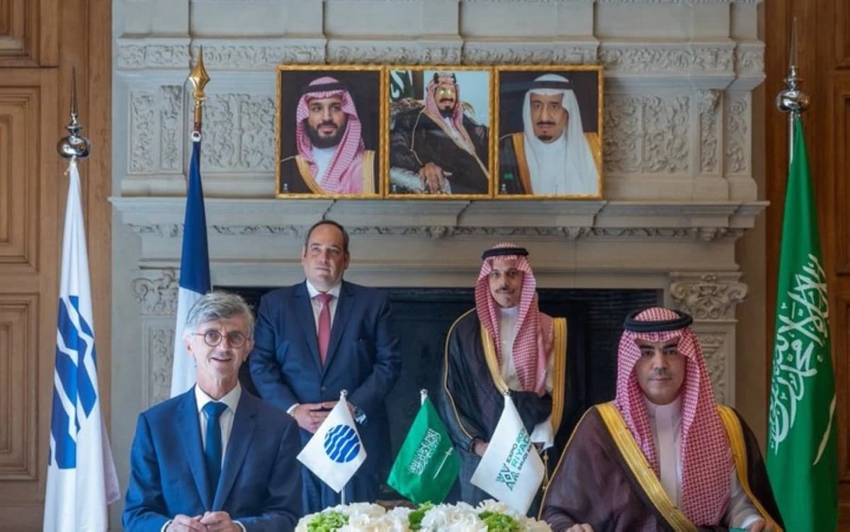 فرنسا أول دولة تشارك رسميا في إكسبو 2030 الرياض