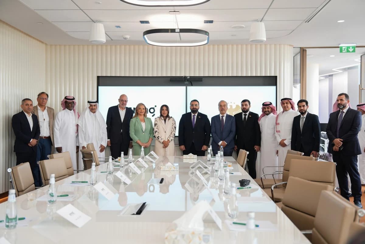 وزير الإعلام السوري يطلع على تجربة «SRMG» الإعلامية في الرياض