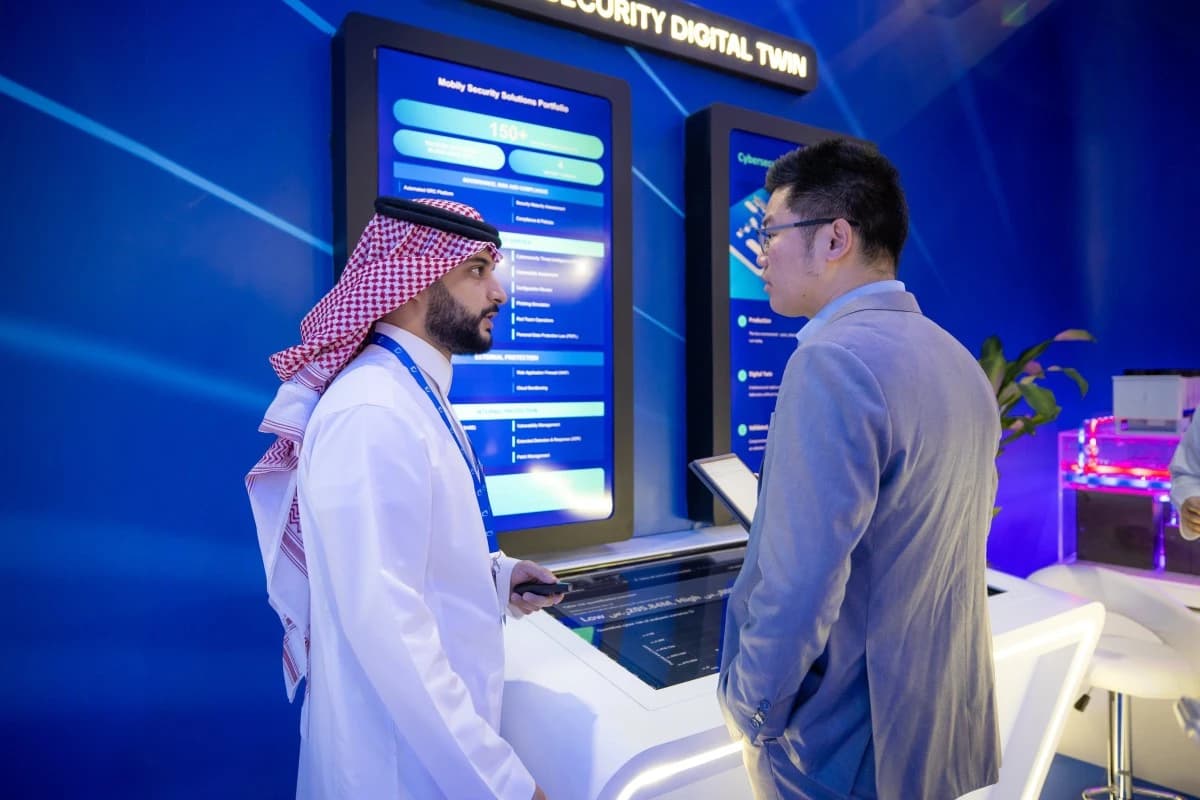 "موبايلي" تبرم اتفاقيات في "ليب" لتسريع التحول الرقمي بالسعودية