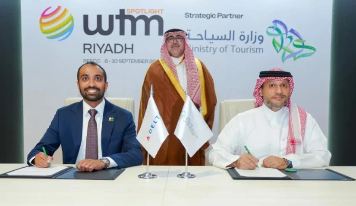 برنامج الربط الجوي السعودي يوقع اتفاقية لتعزيز الربط المباشر مع أمريكا
