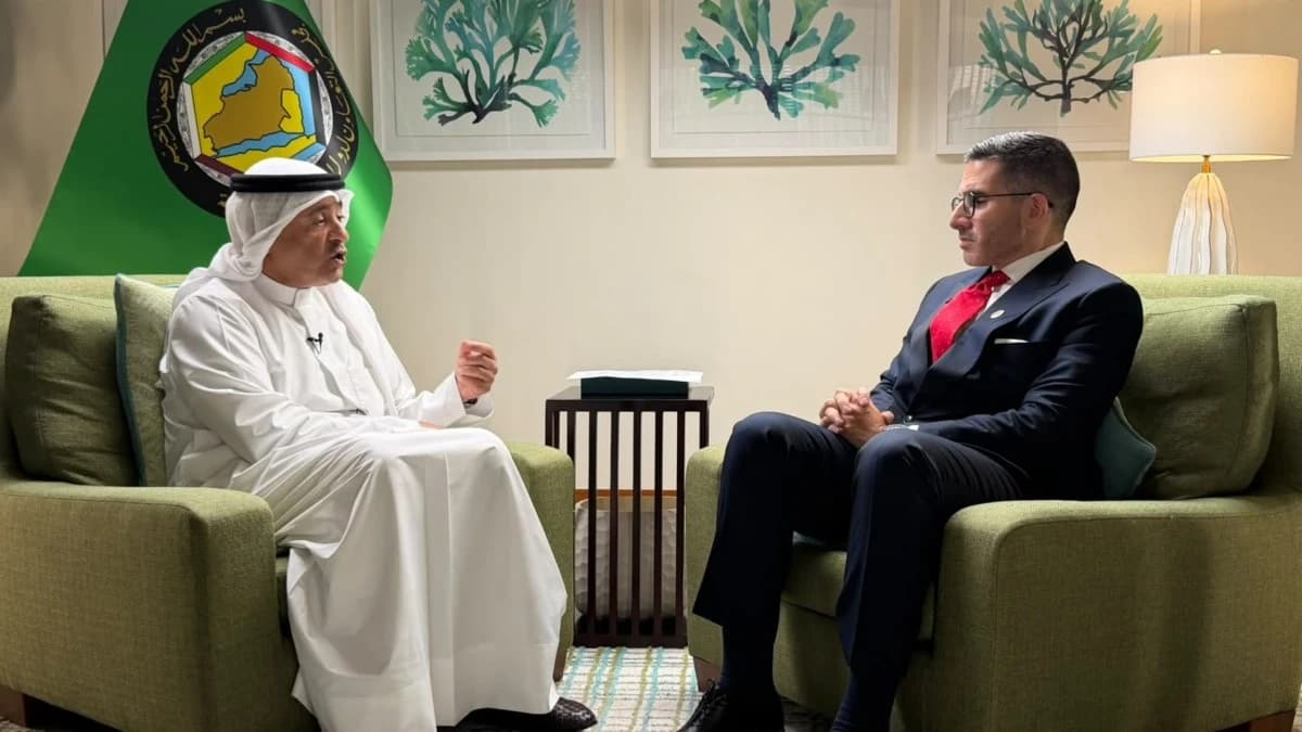البديوي: إعفاء مواطني 5 دول خليجية من "شنجن" قريب جدا