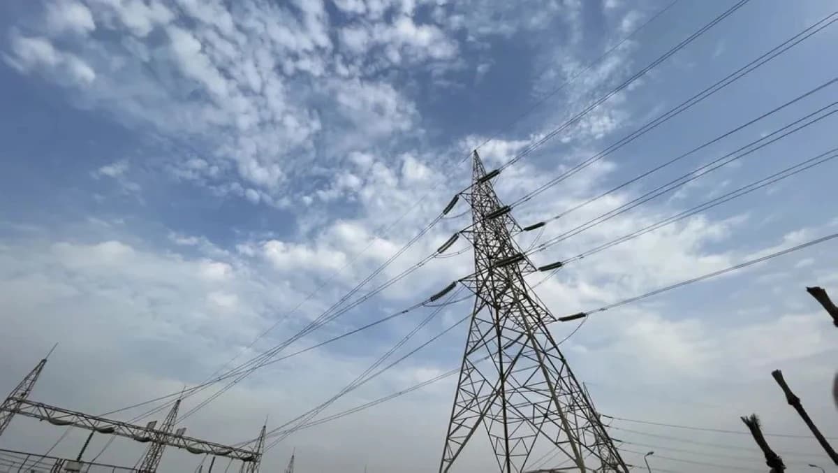 مصر: بدء تشغيل الربط الكهربائي مع السعودية منتصف نوفمبر