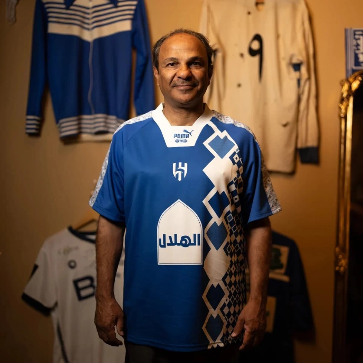 بـ 445 ريالا .. الهلال يستهدف سوق المقتنيات بقميص "الإصدار المحدود"