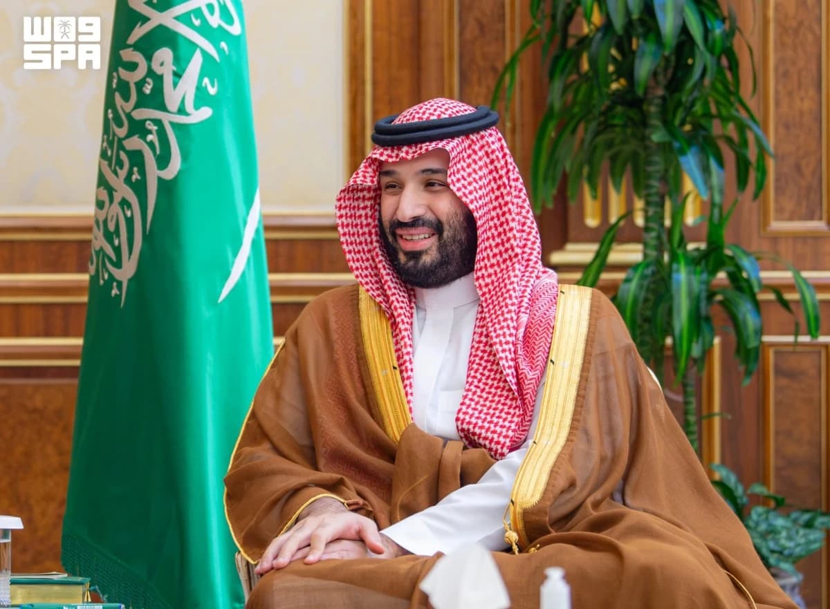 ولي العهد السعودي يتسلم رسالة لـخادم الحرمين من الرئيس المصري