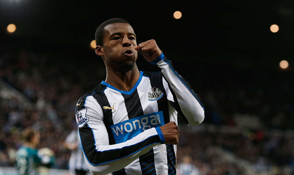 نيوكاسل يفاجىء ليفربول ويلحق به هزيمته الثانية بقيادة كلوب