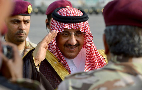 ولي العهد يوجه الأفواج الأمنية بمباشرة حرب العصابات في المناطق الحدودية