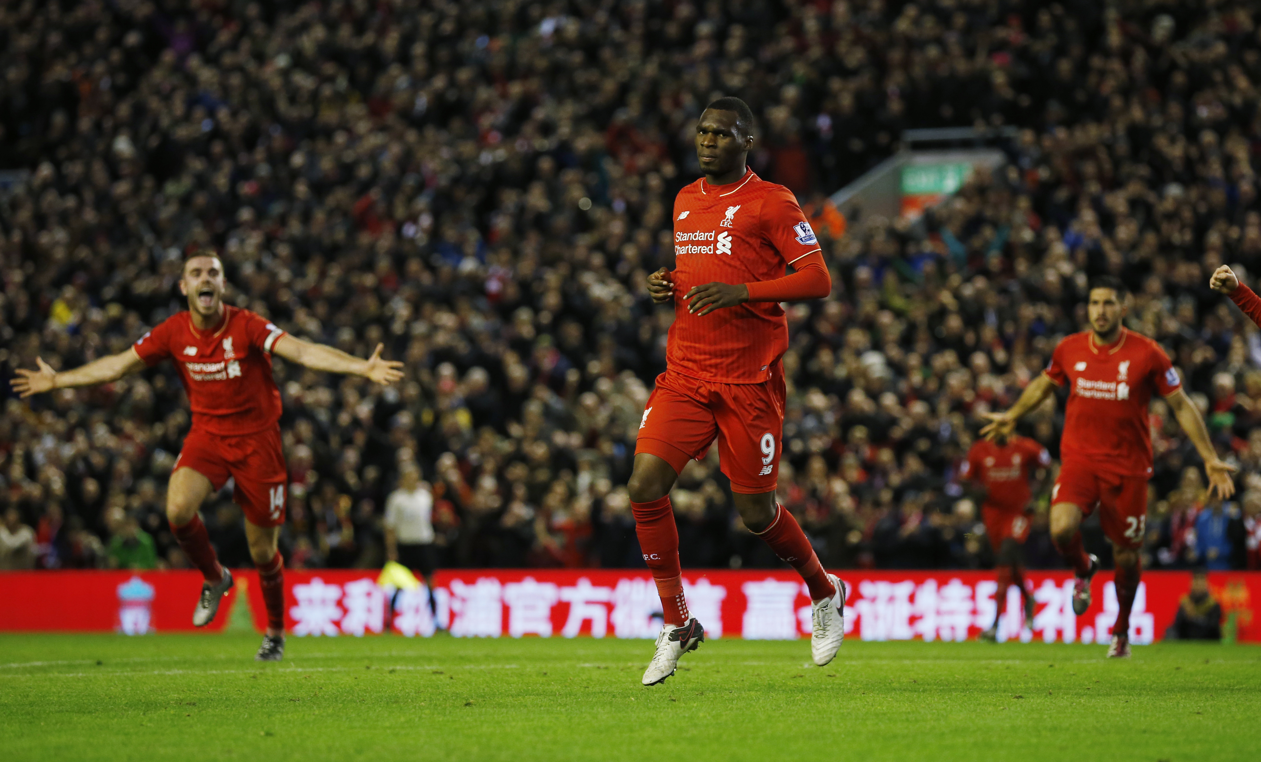 قصة مصورة: ليفربول يسقط ليستر .. ومصير فان غال في مهب الريح .. وبداية خجولة لهيدينك