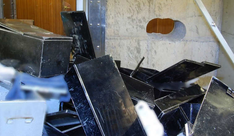 على طريقة "هوليوود" .. سرقة 20 مليون دولار