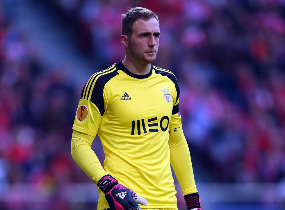 الحارس اوبلاك يمدد عقده مع اتلتيكو مدريد حتى 2021