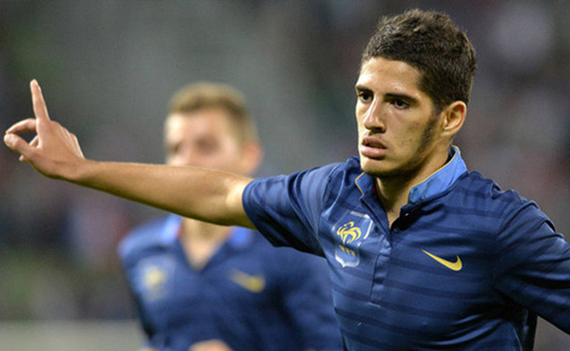 بن زية مهاجم ليل الفرنسي : اللعب للجزائر هو الأفضل