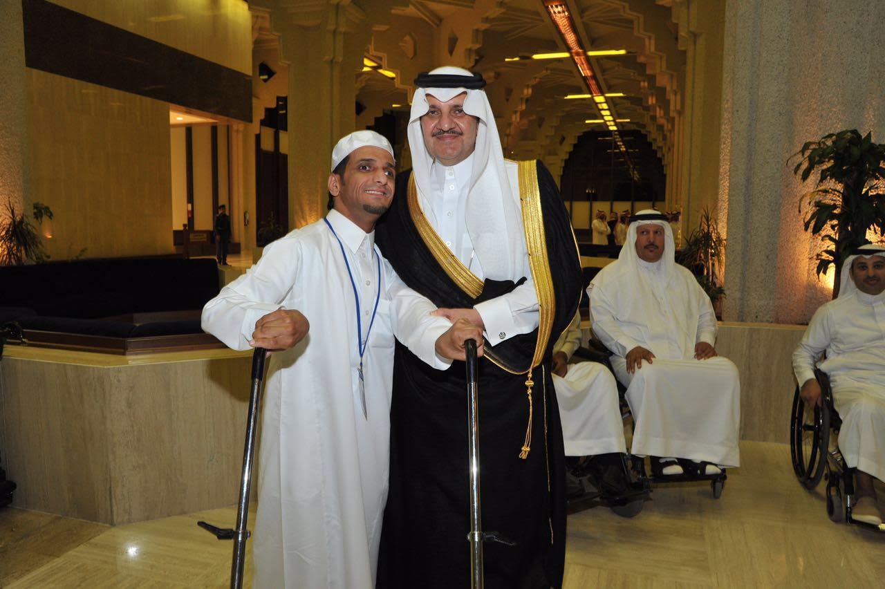 الأمير سعود بن نايف يوجه بالاستفادة من خبرات ذوي الاحتياجات الخاصة وتسهيل المرافق لهم