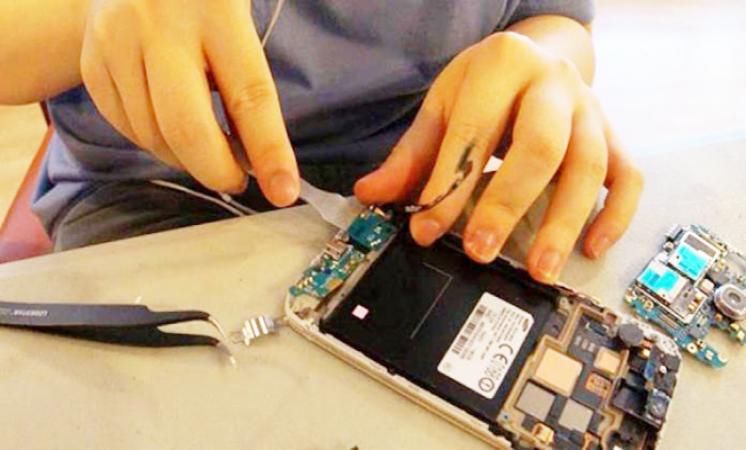 دورات مجانية في صيانة الجوال بتقنية الطائف