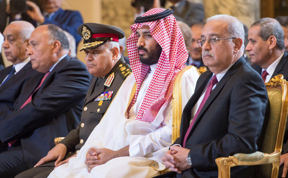 الملك يعلن تشييد جسر بين السعودية ومصر عبر البحر الأحمر .. والسيسي: سنطلق عليه "جسر الملك سلمان"