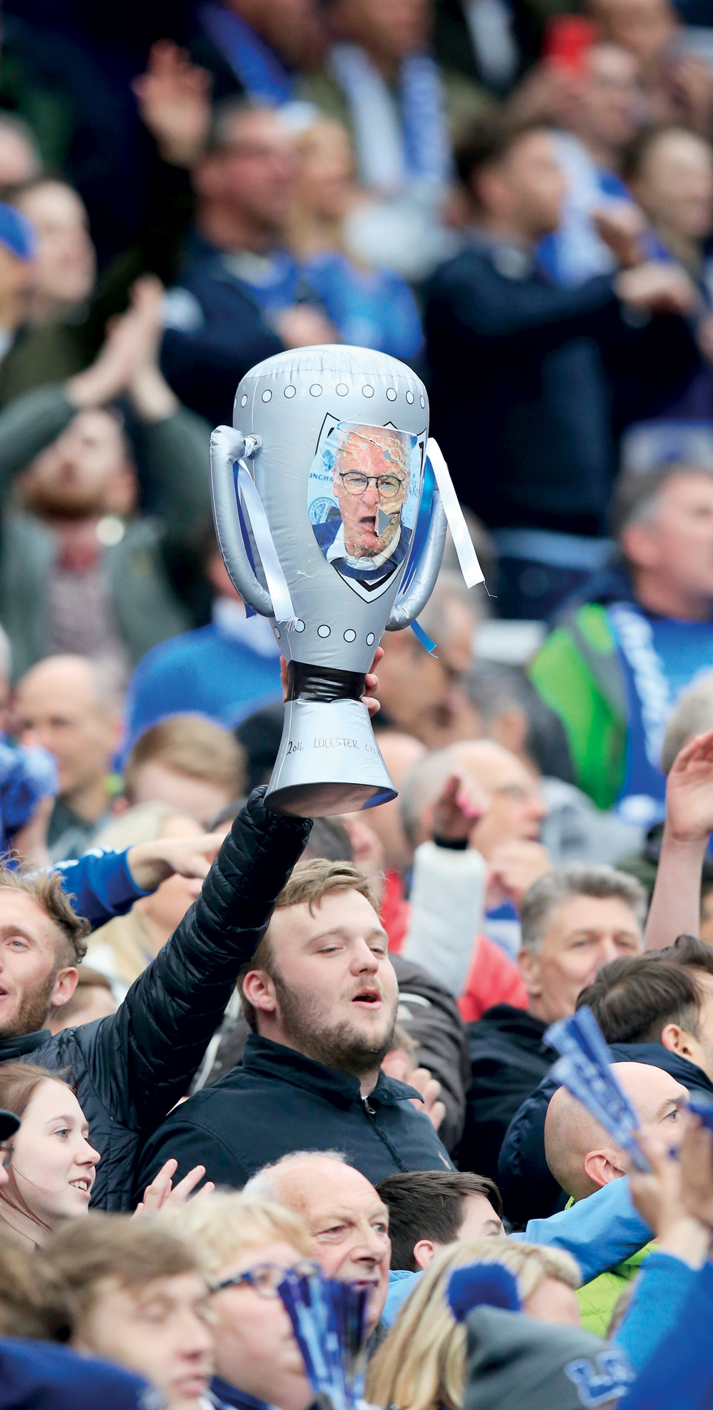 تتويج ليستر يتأجل .. الخدمة تشلسي