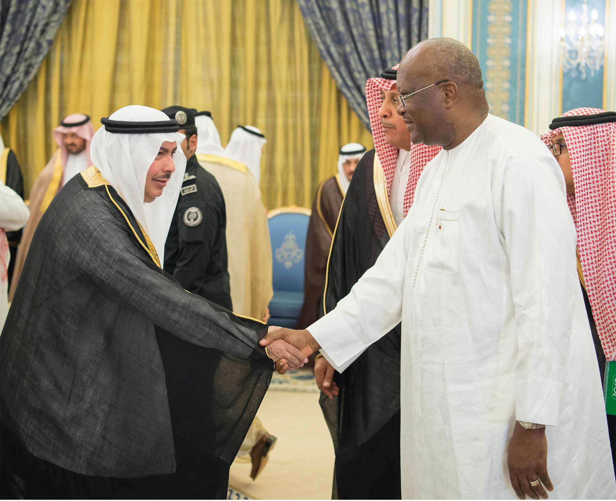 خادم الحرمين ورئيس بوركينا فاسو يشهدان توقيع اتفاقية تعاون في مجال مكافحة الجريمة