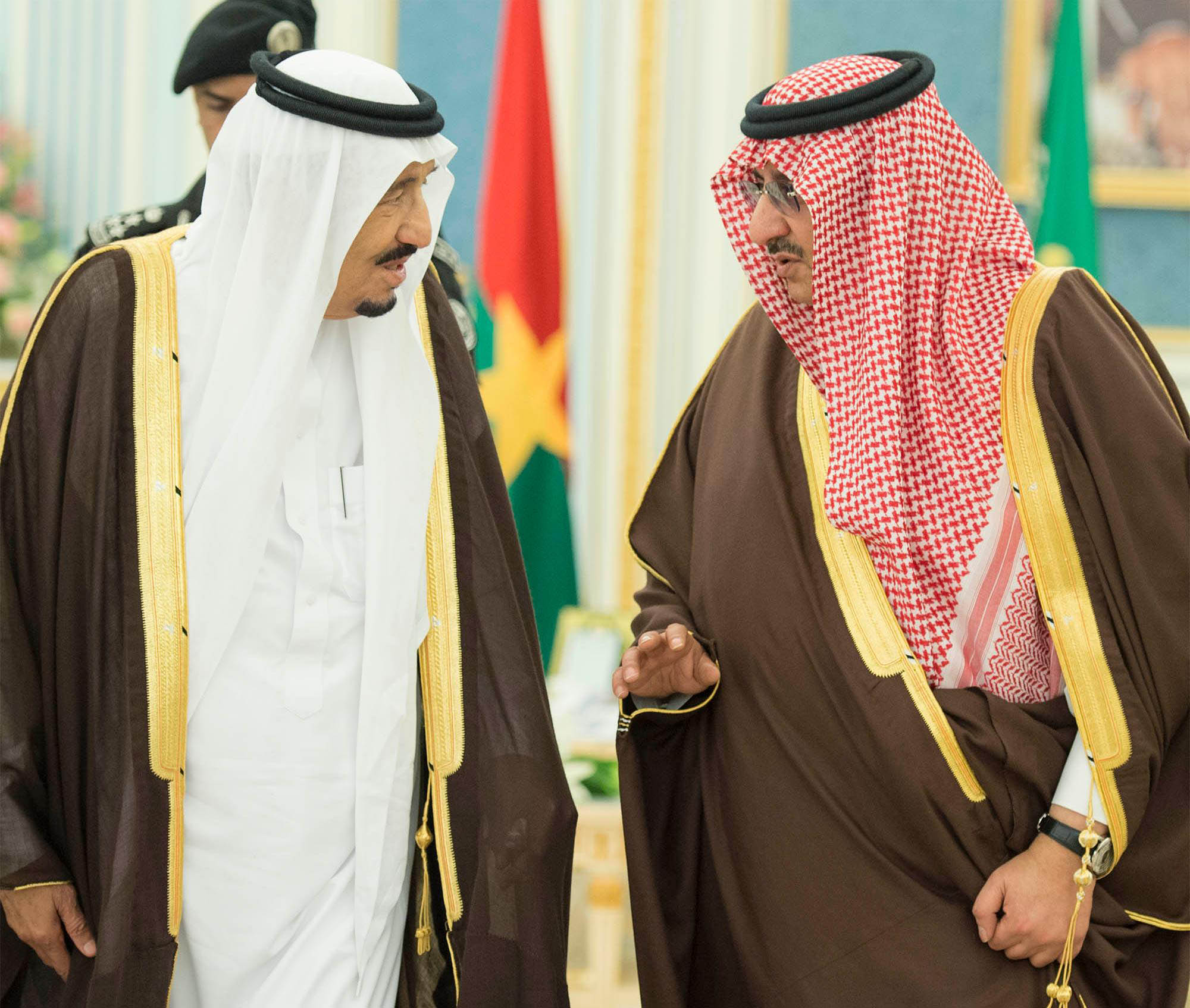 خادم الحرمين ورئيس بوركينا فاسو يشهدان توقيع اتفاقية تعاون في مجال مكافحة الجريمة