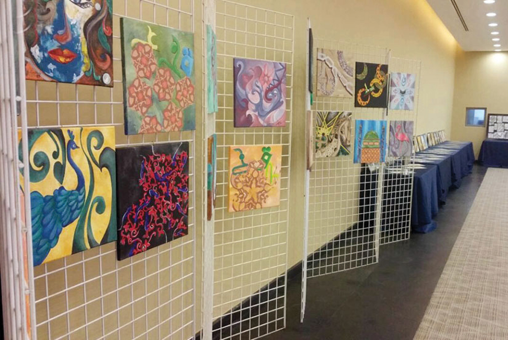 معرض تشكيلي لـ21 سعودية في مكة المكرمة