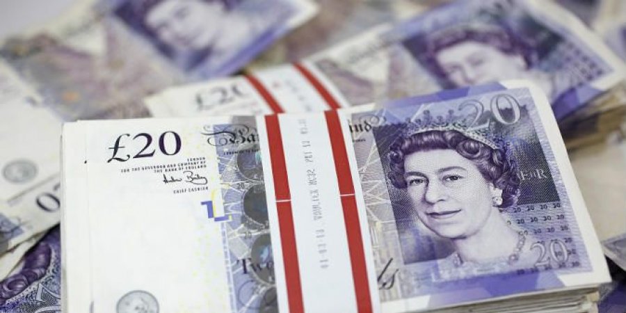الاسترليني يصعد مع انحسار المخاوف من استفتاء بريطانيا وتراجع الين