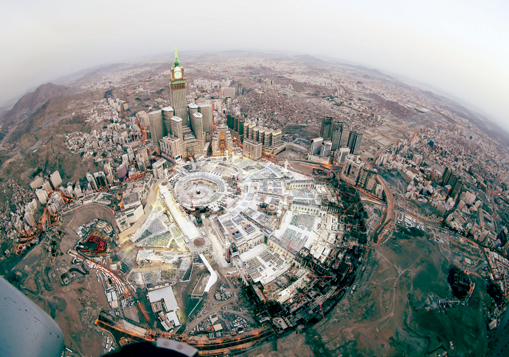 مشاريع الحرمين في العهد الحديث .. مساحات تتضاعف وخدمات تتزايد