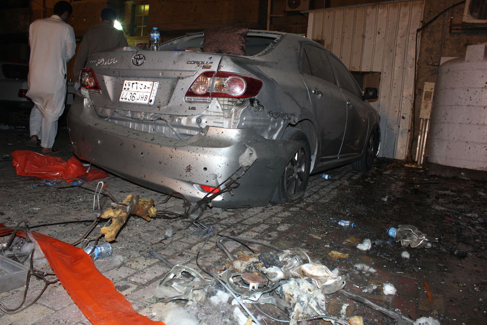 الداخلية: تفجيران انتحاريان في المدينة المنورة والقطيف واستشهاد 4 من رجال الأمن