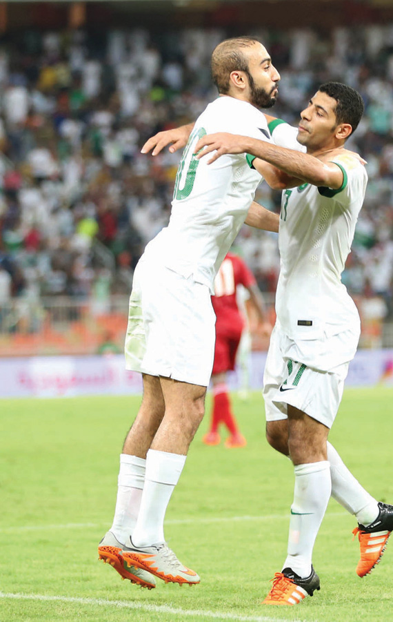 السهلاوي والجاسم في فرحة سابقة للأخضر.