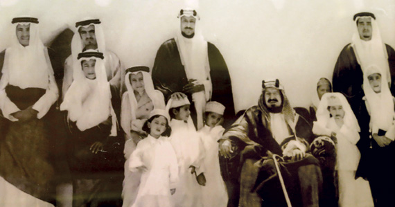 الملك عبدالعزيز وأبناؤه. تصوير :بشير صالح وأحمد فتحي.