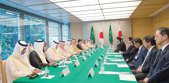 الأمير محمد بن سلمان خلال زيارته اليابان في سبتمبر الماضي التي رعى خلالها 11 مذكرة تفاهم بين الجانبين.