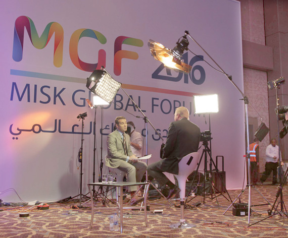 جانب من المقابلات التلفزيونية.