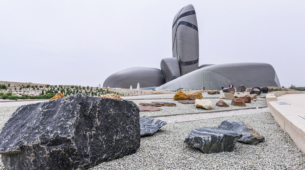 تأسس مركز الملك عبدالعزيز الثقافي العالمي انطلاقا من رغبة أرامكو في الاستفادة من مصدر جديد للطاقة البشرية.