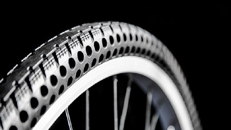 ابتكار إطارات دراجات هوائية بلا هواء