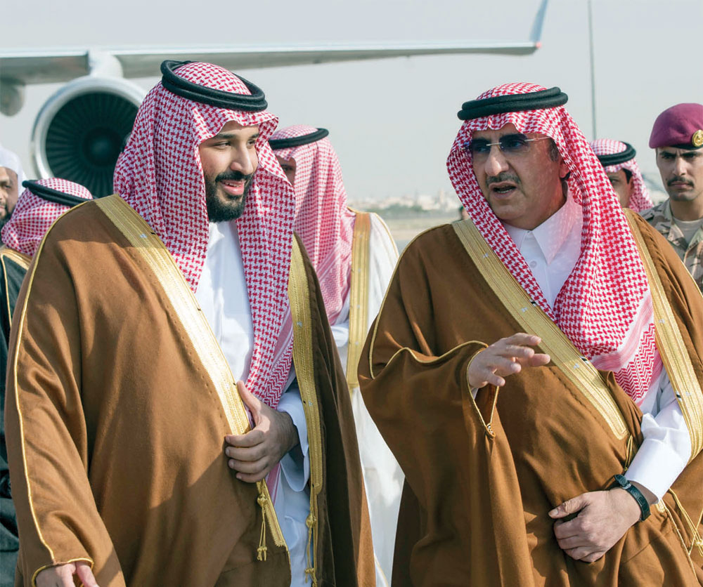 ولي العهد متحدثا لولي ولي العهد أمس خلال الاستقبال.