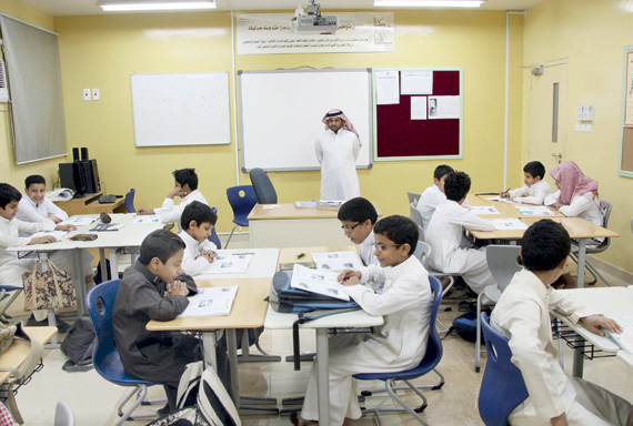 34 ألف مدرسة في السعودية تستعد للاحتفاء باليوم العالمي للغة العربية.