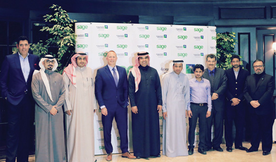 عدد من مسؤولي «أرامكو» وشركة «سيج».