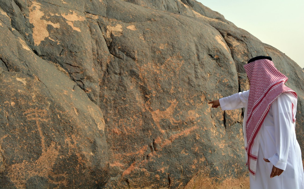 رسومات "جبل سواج" الثمودية الرائعة تبهر زوار رس القصيم