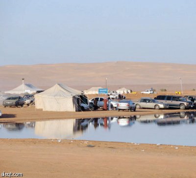 مخيمات فاخرة على شواطئ القصيم تقلص الإقبال على الاستراحات