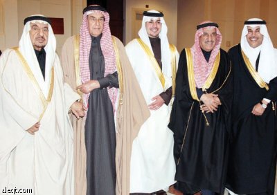 خالد المالك يحتفل بزفاف نجله