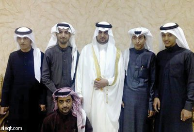 القحطاني يحتفل بزفافه