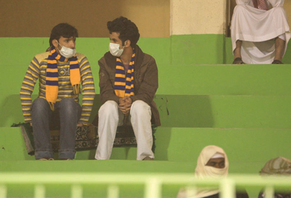 "عاصفة ترابية" تؤجل موقعة الهلال وسابا 22 ساعة