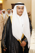 محمد الراجحي يحتفل بزواج حفيدته