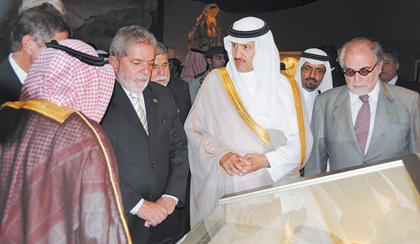 الرئيس البرازيلي يزور المتحف الوطني