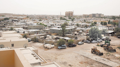 الملك يوجه بصرف 50 مليون ريال كتعويضات لسكان " عشوائية المرسلات "