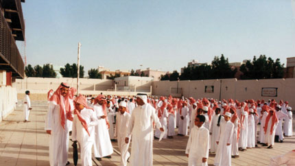 الدروس الخصوصية.. أين الحل؟