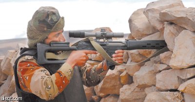 اليمن: حقيبة مشبوهة تكشف مخططا لتزييف ملابس الجيش السعودي