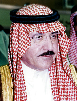 أمير الرياض ونائبه يعزيان الزميل التويم في شقيقه