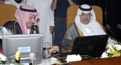 الربيعة:تطعيم الطلاب والطالبات بلقاح انفلونزا الخنازير اختياري وبموافقة الأهالي